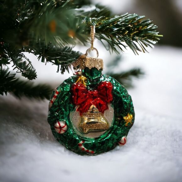 Wreath Candy Cane Christmas Ornament Hand Blown Glass Thomas Pacconi Classics 02 - Picture 1 of 5